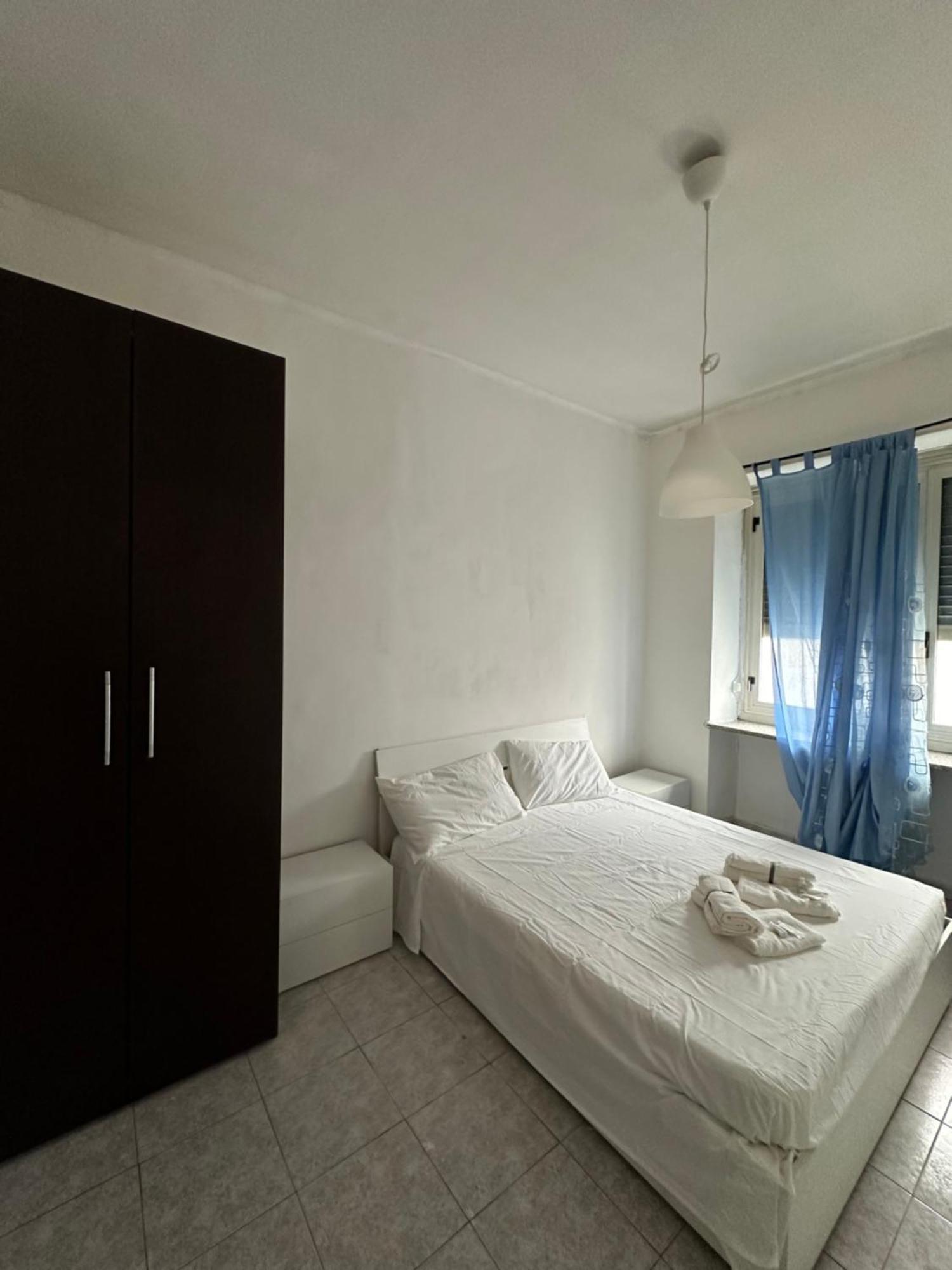Affittacamere Torino - Private Rooms - H24 Self Check-In Номер фото